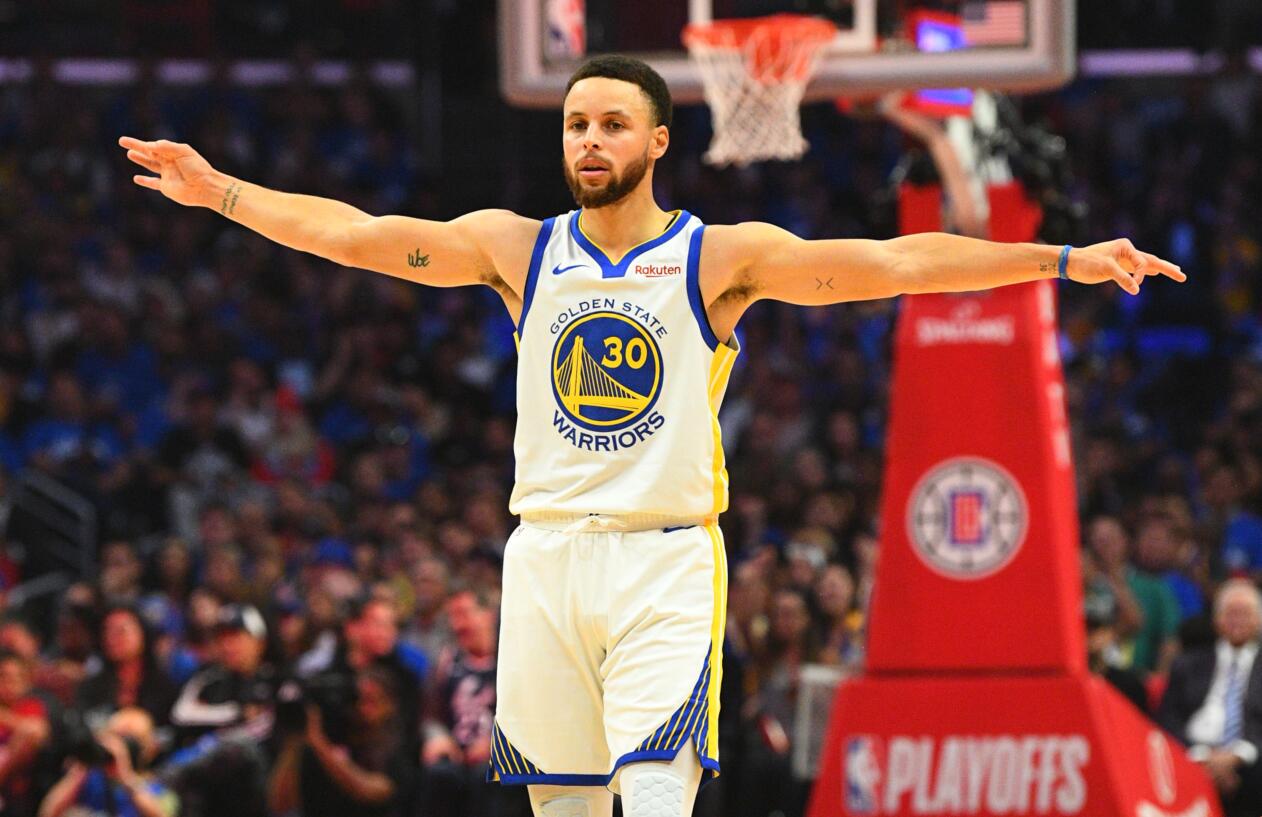 还极大鼓舞 还极大鼓舞