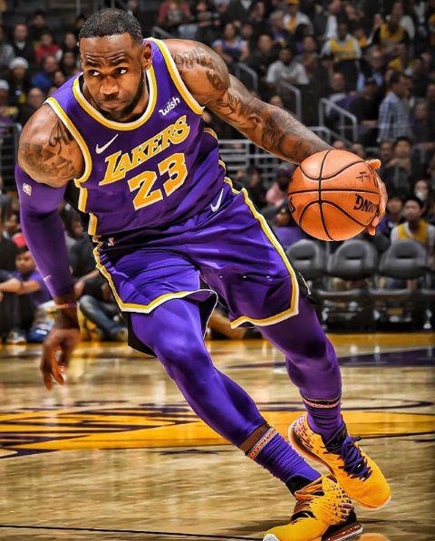 不到两秒 不到两秒